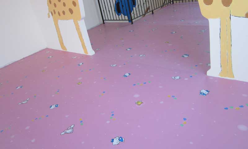 天津市津南區(qū)實驗幼兒園地板