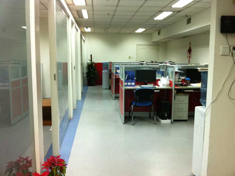 同質(zhì)pvc地板的價(jià)格是多少呢？