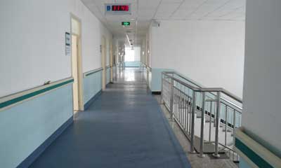 醫(yī)院地板膠